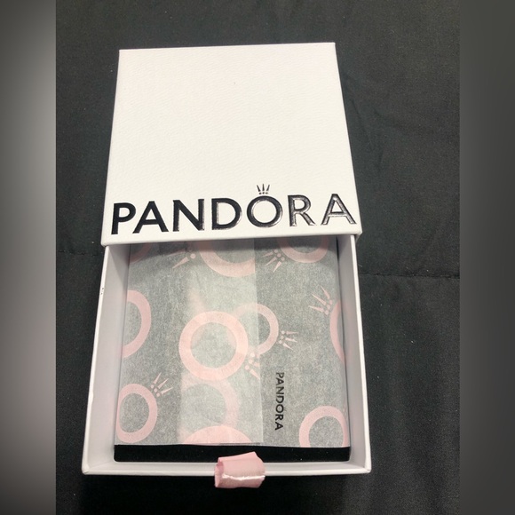 Pandora Bracelet Gift Box - Picture 5 of 6